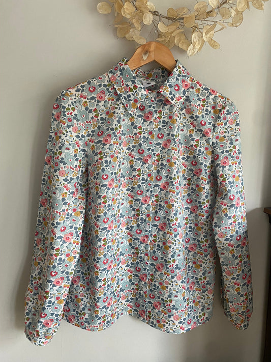 Laurel Blouse -Traditional Blouse - Liberty of London floral print long sleeve with Pointed Collar button down front shirt Laurel blouse - mixed print