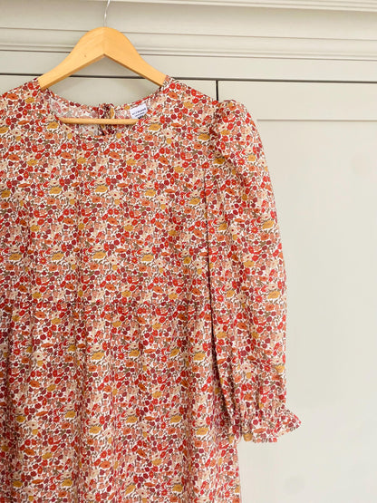 Hand made Liberty of London Tana Lawn Floral mini smock Dress in Liberty of London print with 3/4 puff sleeve with shirred elastic cuff. A line ditsy print dress